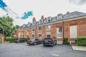 5, The Coach House, Balls Park, Hertford SG13 8FN