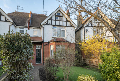 Preshaw Crescent, Mitcham, CR4