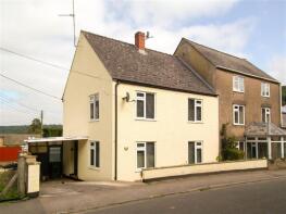 11, The Street, Dursley GL11 6DW