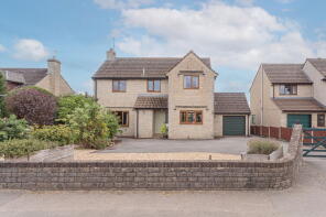 Aspen House, Wickwar Road, Wotton-under-edge GL12 8RF