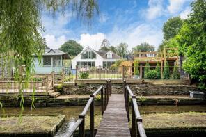 River Cottage, London Road, Bourne End, Hemel Hempstead HP1 2RJ