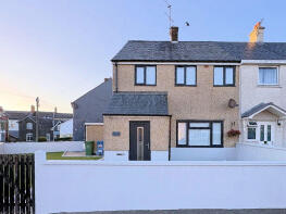 9, Faenol Avenue, Tywyn LL36 9DU