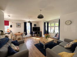 Flat 7, 3, Cascade Close, Marden TN12 9FW