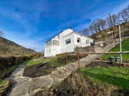 Ty Isha, Mount Pleasant Cottages Access Road From A4064, Llangeinor, Bridgend CF32 8NU
