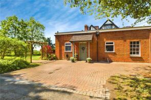 9, Bucklebury Place, Unnamed Road To Bucklebury Place, Upper Woolhampton, Reading RG7 5UD
