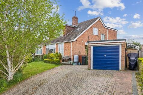 Sarum Way, Hungerford, Berkshire, RG17 0LJ