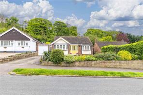 15, Castle Close, Dunstable LU6 1QJ