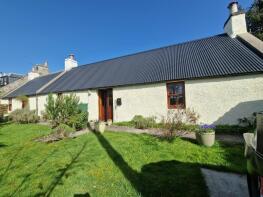 2 Commieshells, Burnside Road, Fochabers IV32 7NN
