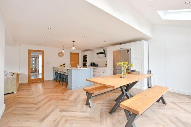 Dining Kitchen 