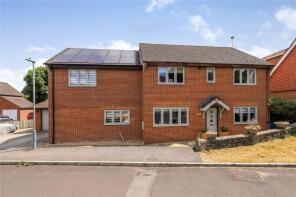 10 Junipers, Priory Close, Salisbury SP3 4LE