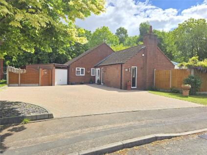 Chandlers Drive, Tamworth, Staffordshire, B77