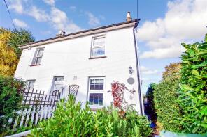 2, Rock Cottages, Cuckfield Road, Haywards Heath RH17 5AF
