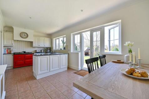 School Lane, Cookham Dean, Maidenhead, SL6
