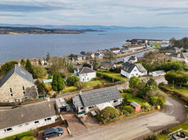 Helinsa, Kilduskland Drive, Ardrishaig PA30 8HE