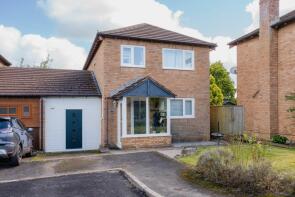 22, The Oaks, Crediton EX17 5PP