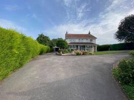 The Paddock House, Camp Road, Bristol BS35 1PT