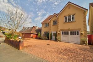5, The Glade, Blackwood NP12 2HB