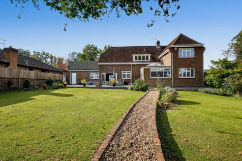 Maidstone Road, Chatham, ME5