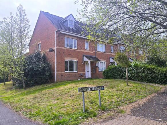 1 Peckstone Close - Outside.jpg
