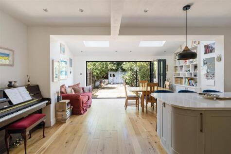 Derby Road, South Woodford