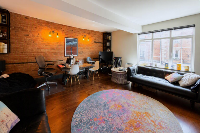 Designer - lounge.png