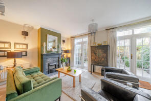10, Spenser Mews, London SE21 8SN