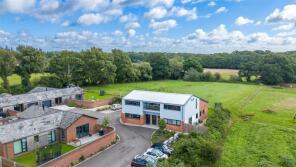 6, Framptons Courtyard, Holt BH21 7BZ