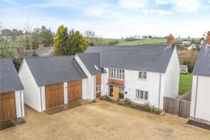 2, St Nicholas Rise, Honiton EX14 4AG