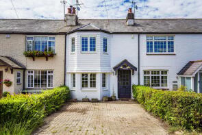 Oakdene, Pootings Road, Edenbridge TN8 6SD