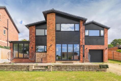 Dunbottle Close, Mirfield, WF14 9JD