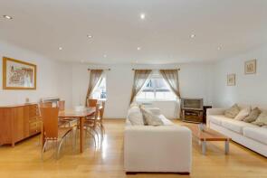 Flat 39, 5 15 Aria House, Newton Street, London WC2B 5EN