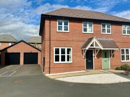 8, Isabella Drive, Coalville LE67 2EJ