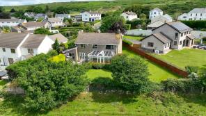 4, Bryn View Close, Reynoldston, Swansea SA3 1AG
