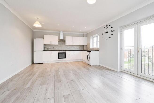 Lounge/Kitchen