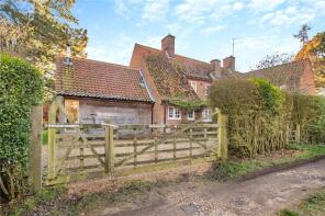 East Cottage, Deepdale House, The Downs, Burnham Deepdale PE31 8DE