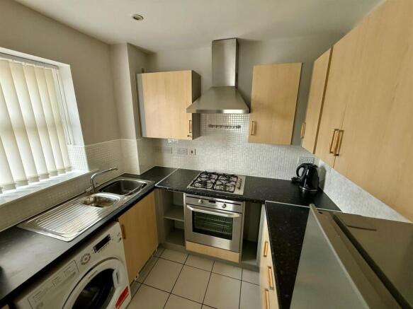 SD76 Kitchen.jpg