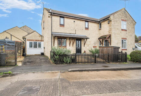 Osprey Drive, Stonehouse, Gloucestershire, GL10