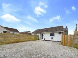 7, Carworgie Court, St Francis Road, St. Columb TR9 6QA