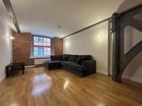 Livingroom.jpeg