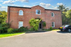 7, Stable Court, Galton Way, Hadzor WR9 7EX