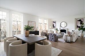 Flat 18, 51, South Street, London W1K 2XL