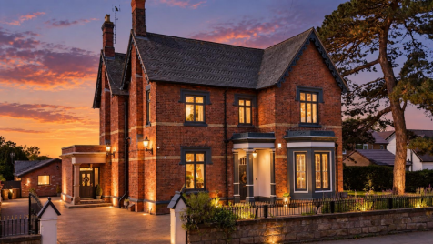 Northwold, Eccleshall Road, Stafford - Heated Indoor Swimming Pool, Gymnasium, Annexe, No Chain