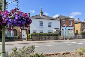 11, High Street, Claygate, Esher KT10 0JN
