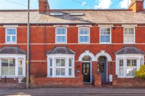 166, Reading Road, Henley-on-thames RG9 1EA