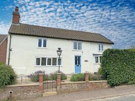 8 Hill Cottage, Norwich Road, Norwich NR9 5BS