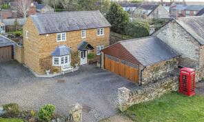 Stonegarth, The Green, Banbury OX17 2BB