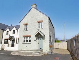 6, Will Phillips Yard, West Street, Newport SA42 0TW