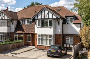 Flat 1, 8 Green Gaze, Duppas Hill Road, Croydon CR0 4BG