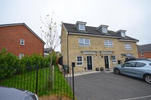 11, Washford Avenue, Hyde SK14 3GS