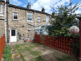 10, Farfield Street, Cleckheaton BD19 3TX